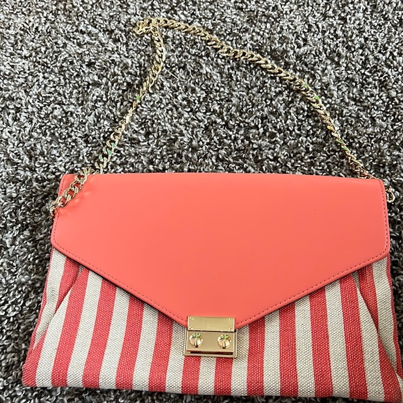 NWOT- Coral Clutch